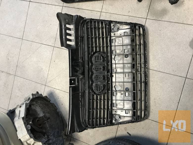 AUDI A4 B7  / hűtőrács 8E0 853 651 J apróhirdetés