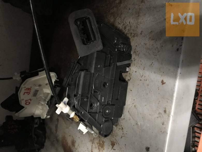 SKODA OCTAVIA III / jobb hátsó zár 5E0 839 016 A apróhirdetés