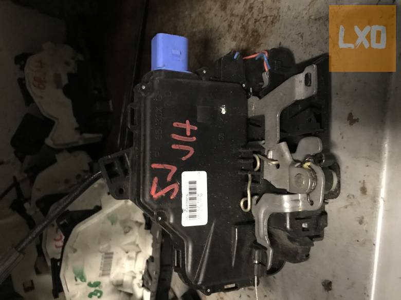 SKODA FABIA II  / jobb hátsó zár 5J0 839 016 apróhirdetés