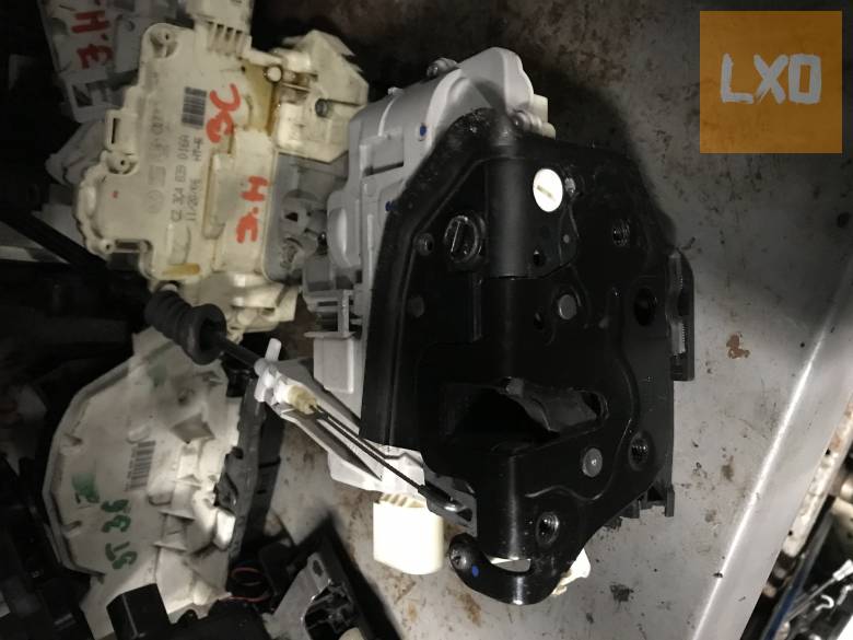 VW PASSAT B7 VARIANT / jobb hátsó zár 3C4 839 016 A apróhirdetés