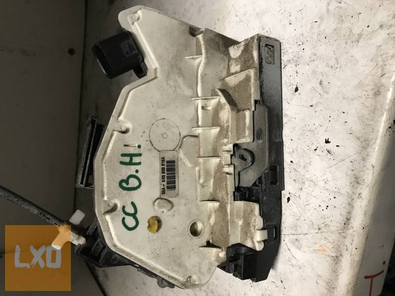 VW PASSAT CC / bal hátsó zár 5N0 839 015 A apróhirdetés