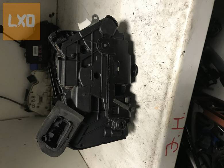 VW JETTA VI / bal hátsó zár 5K4 839 015 R apróhirdetés