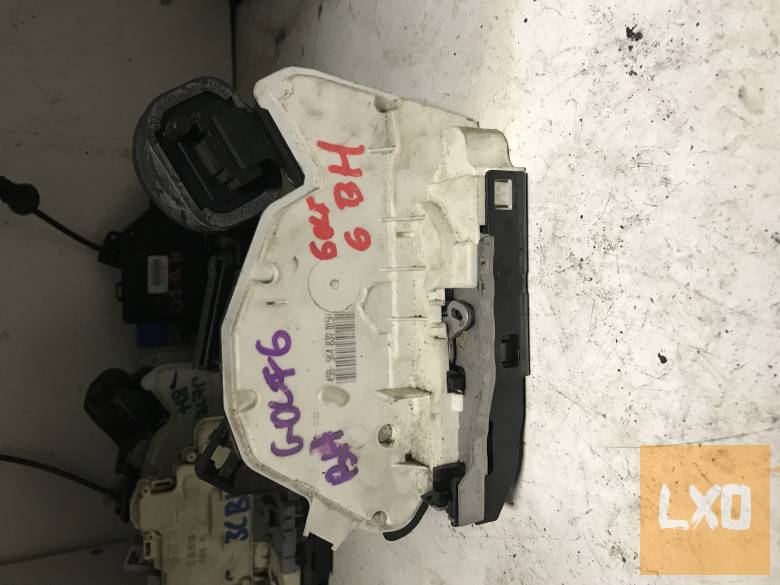 VW GOLF VI  / bal hátsó zár 5K4 839 015 H apróhirdetés