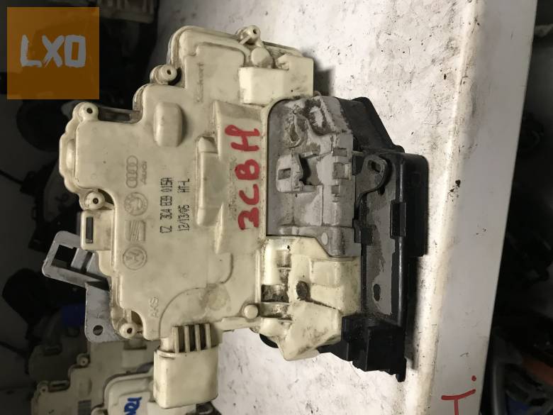 VW PASSAT B6   / bal hátsó zár 3C4 839 015 A apróhirdetés