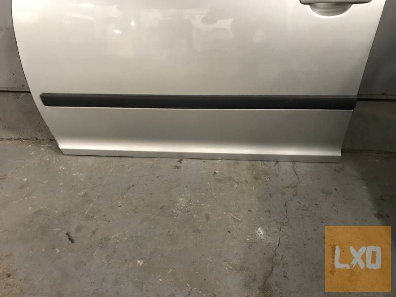 SKODA OCTAVIA II / bal első ajtó apróhirdetés