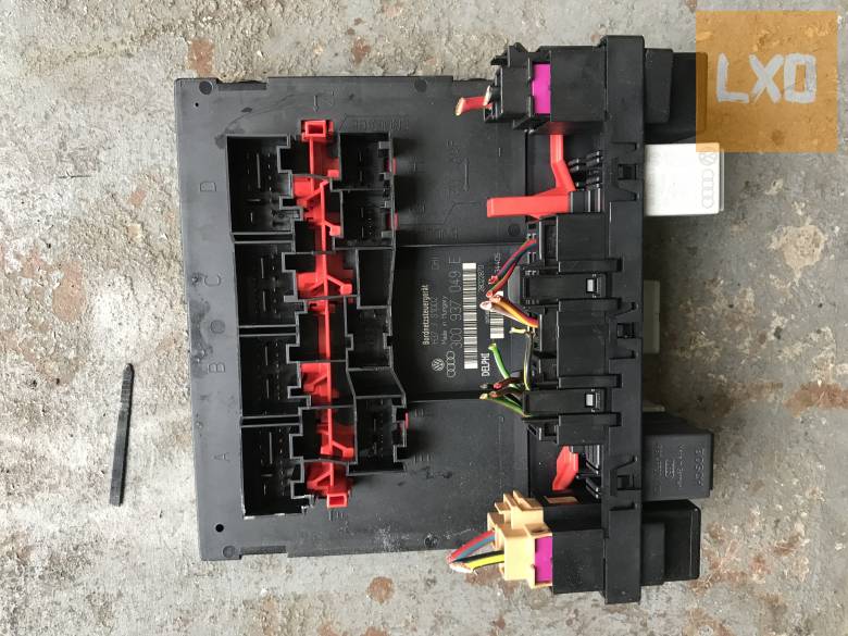 VW GOLF V 2,0 PD BKD / komfortmodul 3C0 937 049 E apróhirdetés