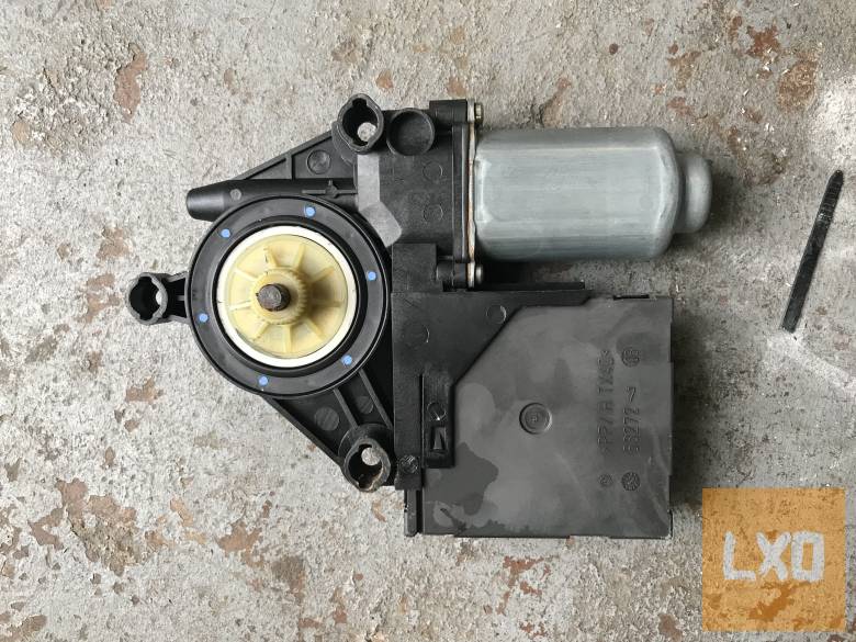 VW GOLF V / bal első ablakemelő motor 1K0 559 793 E apróhirdetés