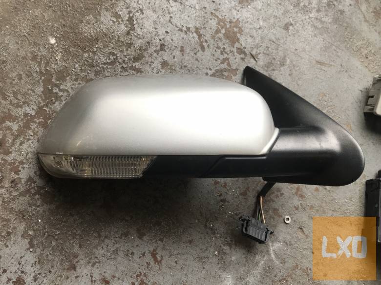 SKODA OCTAVIA II ( FL előtti) jobb visszapillantó apróhirdetés