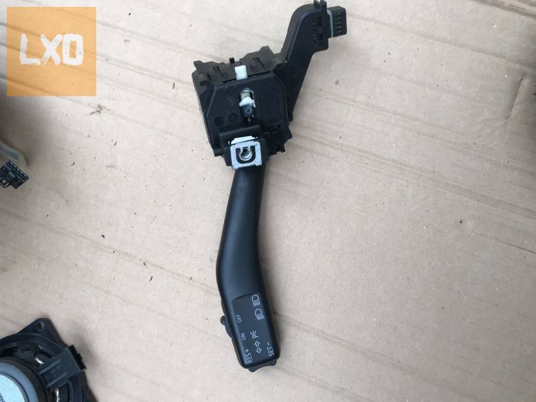 SKODA OCTAVIA II_GOLF V_LEON 1P_index kar 1K0 953 513 A apróhirdetés