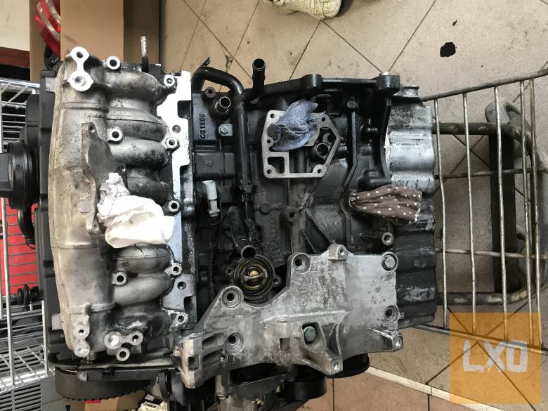 VW GOLF V 2,0 PD BKD /  fűzött blokk hengerfejjel apróhirdetés