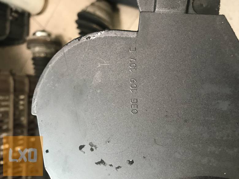 VW GOLF V / vezérlés burkolat 03G 109 107 C apróhirdetés