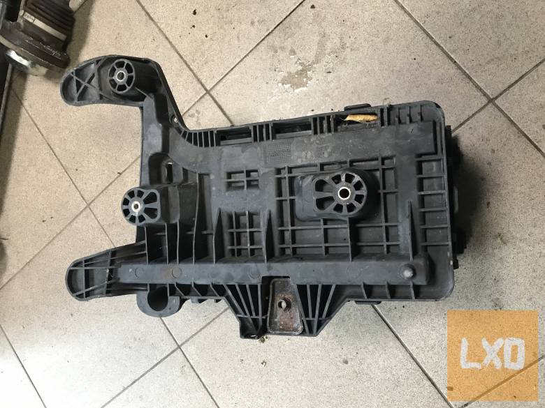 VW GOLF V / komplett akkumulátor tálca apróhirdetés
