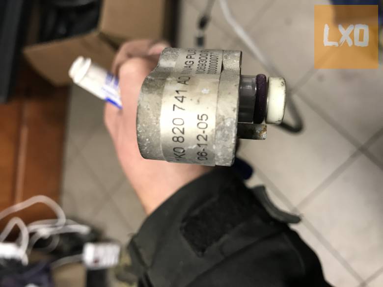 VW GOLF V 2,0 PD BKD / klímacső 1K0 820 741 AD apróhirdetés