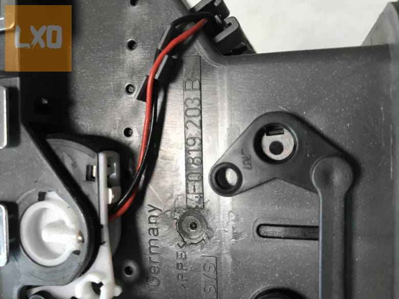 AUDI A6 4F / hátsó légbefúvó apróhirdetés