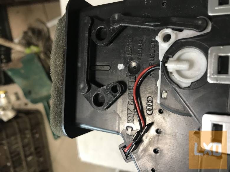 AUDI A6 4F // hátsó légbefúvó apróhirdetés