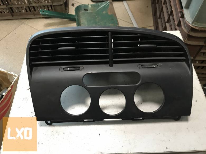 SEAT ALTEA 5P / középső légbefúvó apróhirdetés