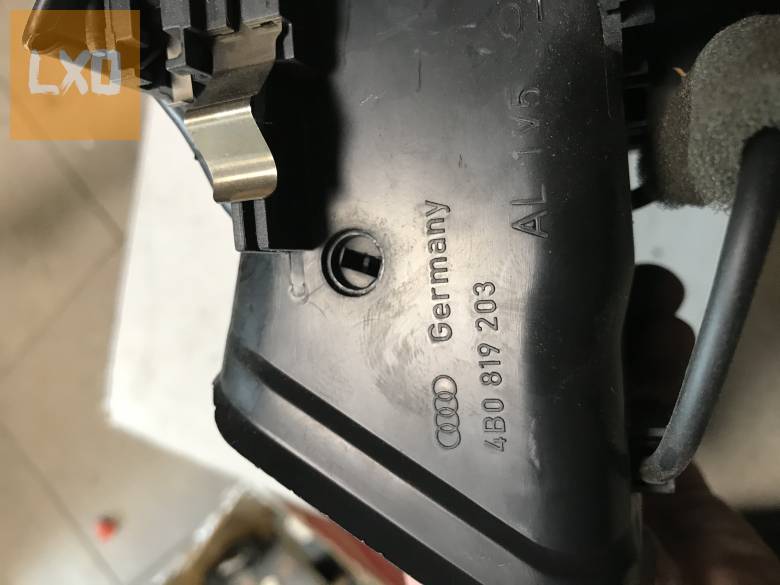 AUDI A6 C5 / hátsó  légbefúvó apróhirdetés