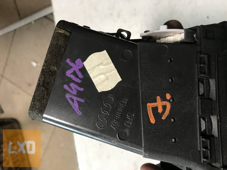 AUDI A4 B6  / jobb  légbefúvó apróhirdetés