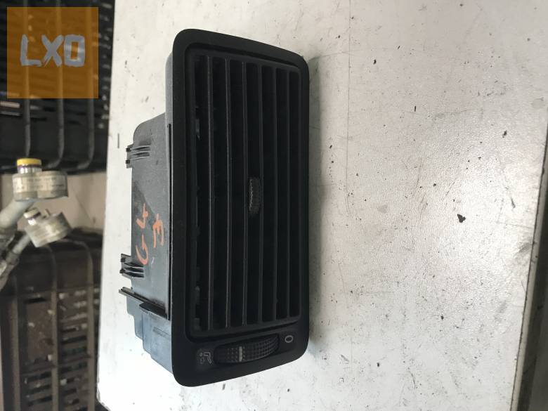 VW GOLF IV  // jobb légbefúvó apróhirdetés