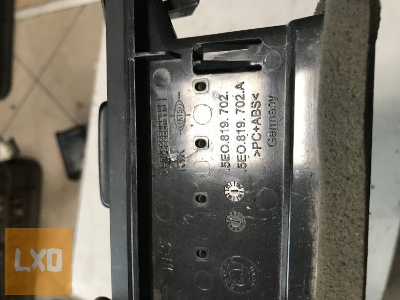 SKODA OCTAVIA III / jobb légbefúvó apróhirdetés