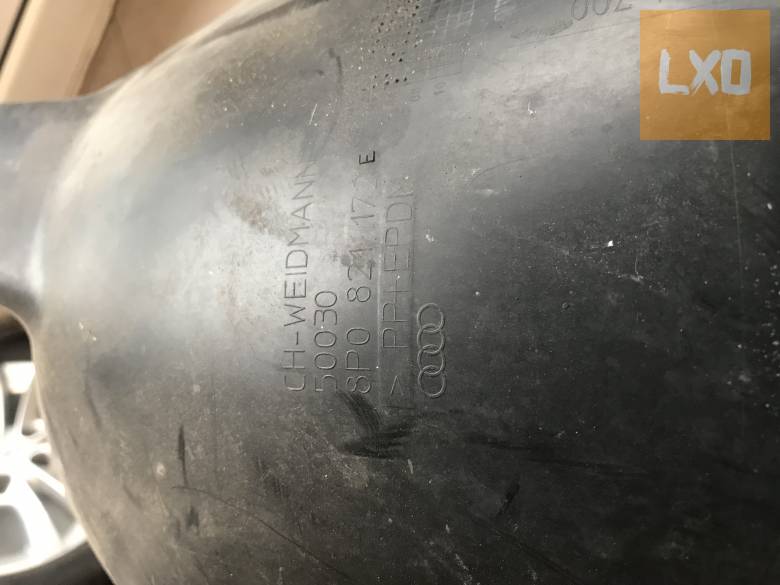 AUDI A3 8P - jobb első dobbetét 8P0 821 172 E apróhirdetés