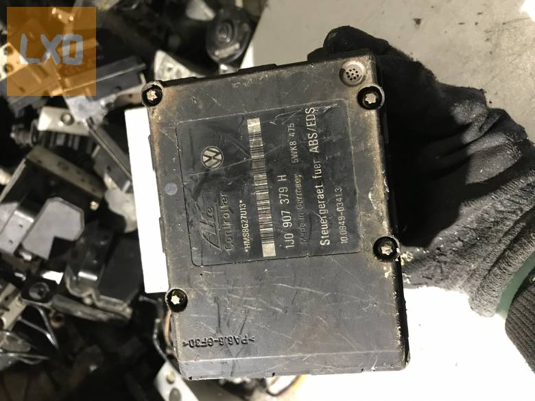 VW GOLF IV - ABS kocka 1J0 907 379 H apróhirdetés