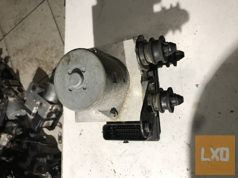 VW PASSAT B7 2,0 CR CFFB - ABS kocka 3AA 614 109 AC apróhirdetés