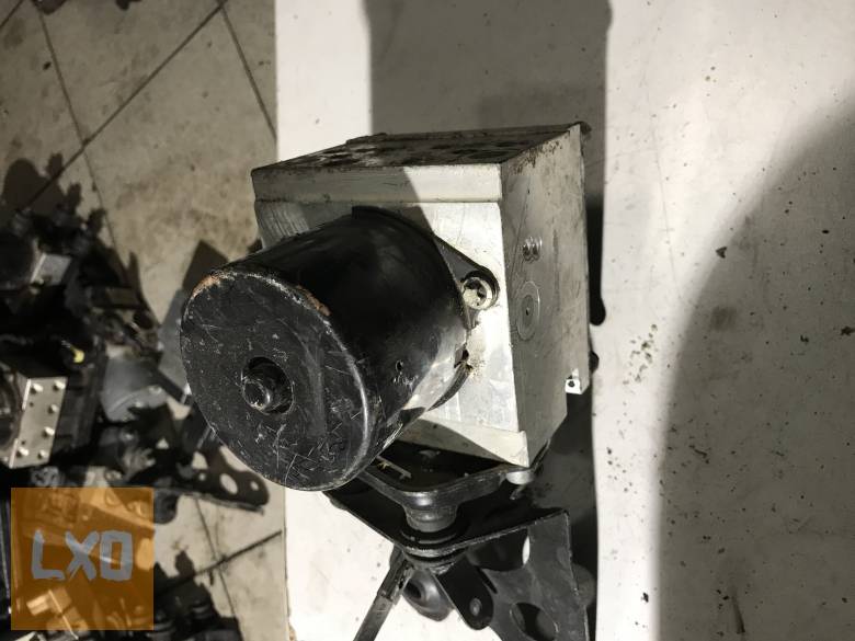 VW PASSAT B6  - ABS kocka 3C0 614 109 T apróhirdetés