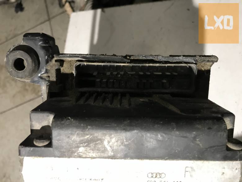 AUDI A4 B5  - ABS kocka (csatlakozó sérült) 8D0 614 111 apróhirdetés