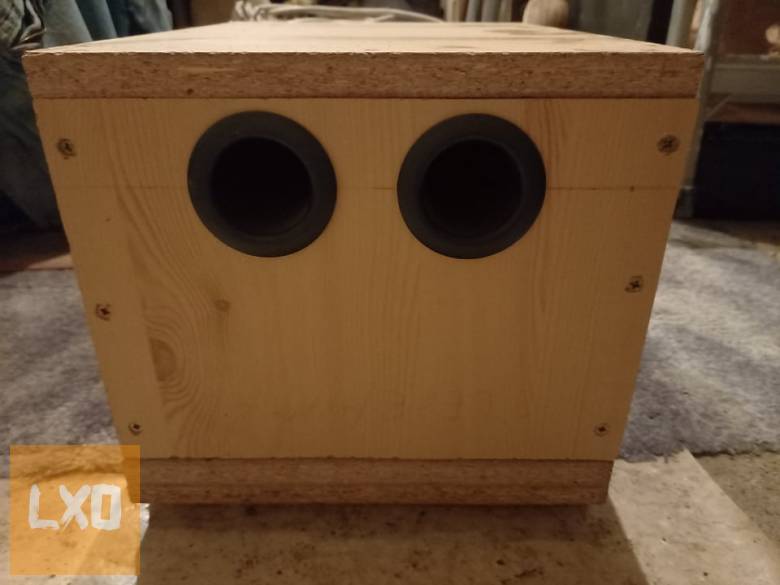 Mélyláda 20 cm-es hangszórónak - (Könnyen átalakítható 25-ösnek!) apróhirdetés