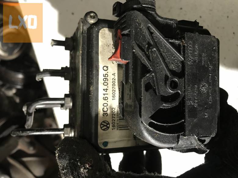 VW PASSAT CC   - ABS kocka 3C0 614 095 Q apróhirdetés