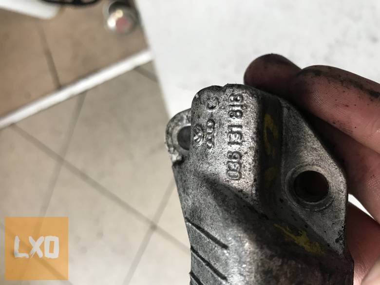 SKODA FABIA I 1,2 12V - EGR konzol 036 131 818 apróhirdetés