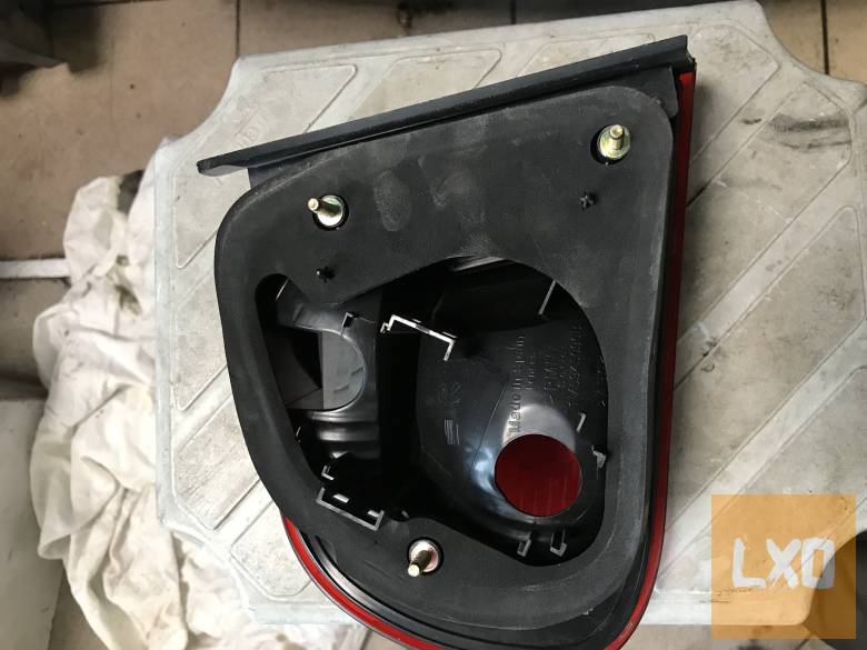 SEAT TOLEDO 1M /  jobb hátsó külső lámpa apróhirdetés