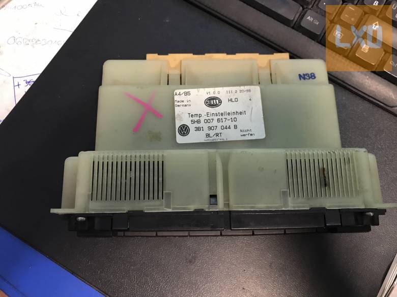 VW PASSAT B5 / klímavezérlő  3B1 907 044 B apróhirdetés