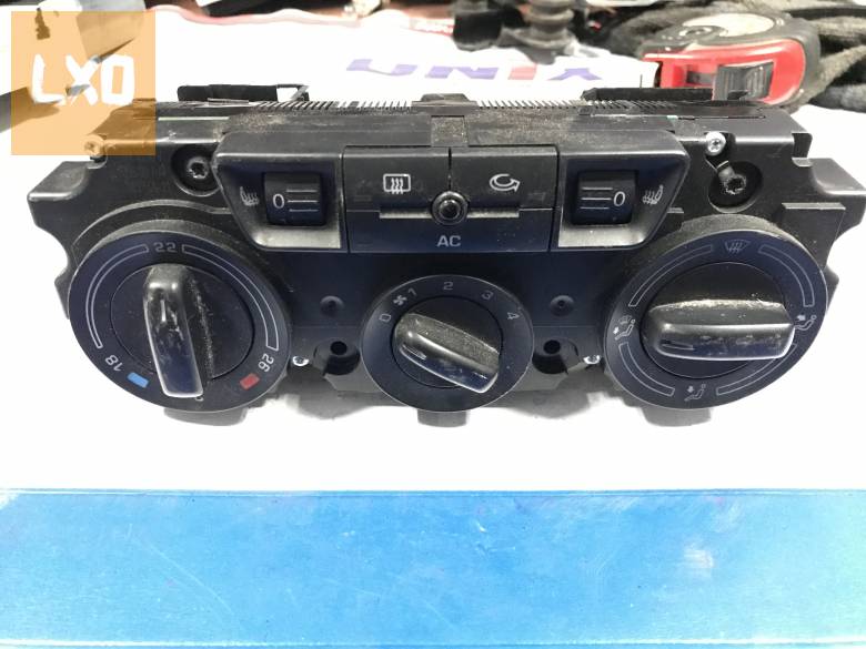 SKODA OCTAVIA II - fűtéskapcsoló ( ülésfűtés) 1Z0 820 045 A apróhirdetés