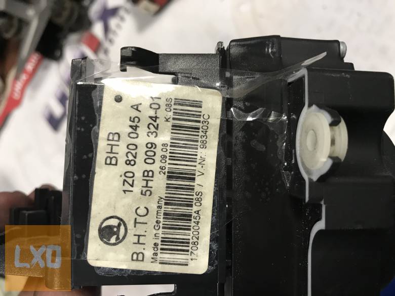 SKODA OCTAVIA II - fűtéskapcsoló ( ülésfűtés) 1Z0 820 045 A apróhirdetés