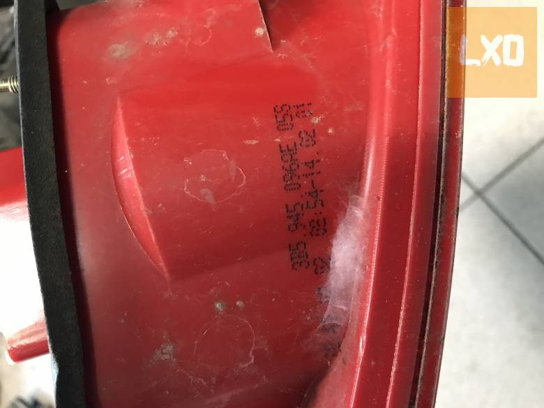 VW PASSAT B5.5 SEDAN - jobb hátsó lámpa apróhirdetés