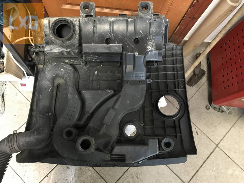 SKODA OCTAVIA II 1,6 FSI BLF - motorburkolat 03C 129 607 G apróhirdetés