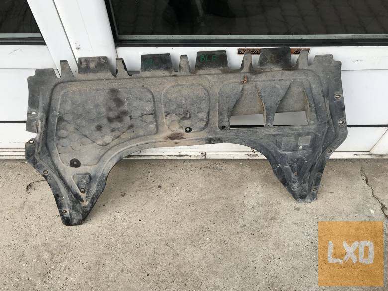 VW GOLF V 1,6 FSI - alsó motorburkolat 1K0 825 237 J apróhirdetés