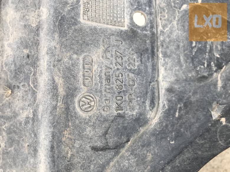 VW GOLF V 1,6 FSI - alsó motorburkolat 1K0 825 237 J apróhirdetés