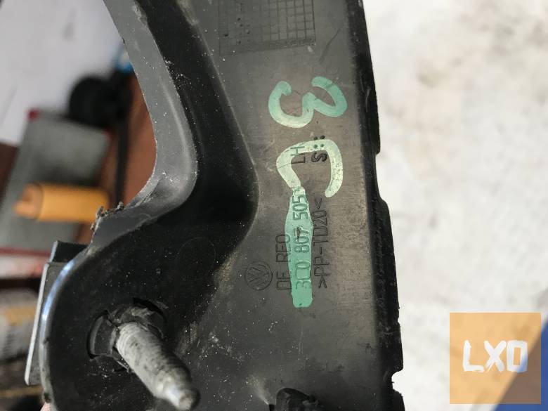 VW PASSAT B6 3C - bal első lökhárító tartó 3C0 807 505 apróhirdetés