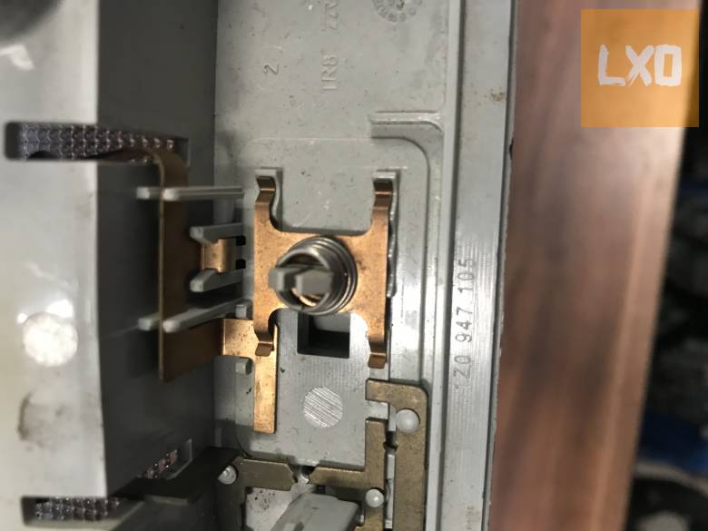 SKODA OCTAVIA II - belső világítás ( hátsó) 1Z0 647 105 apróhirdetés