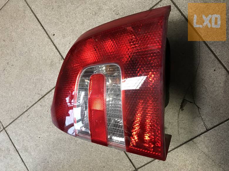 SKODA OCTAVIA II Kombi - jobb hátsó lámpa apróhirdetés