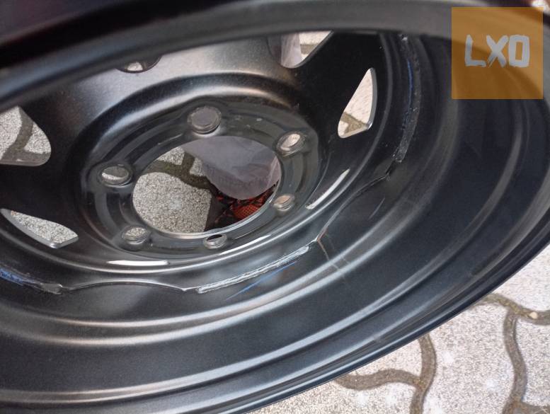 6x139,7 Nissan Patrol, Terrano, Mitsubishi Pajero, L200 15" lemezfelni apróhirdetés