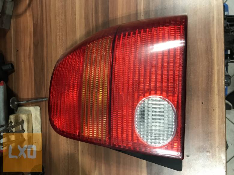 VW LUPO - jobb hátsó lámpa apróhirdetés
