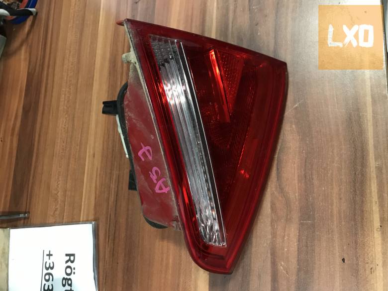 AUDI A5 8T Coupe  -  jobb hátsó belső lámpa apróhirdetés