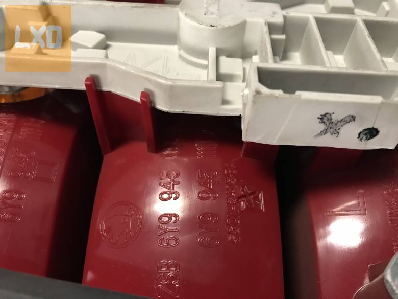 SKODA FABIA I Kombi FL - bal hátsó lámpa  6Y9 945 095 apróhirdetés