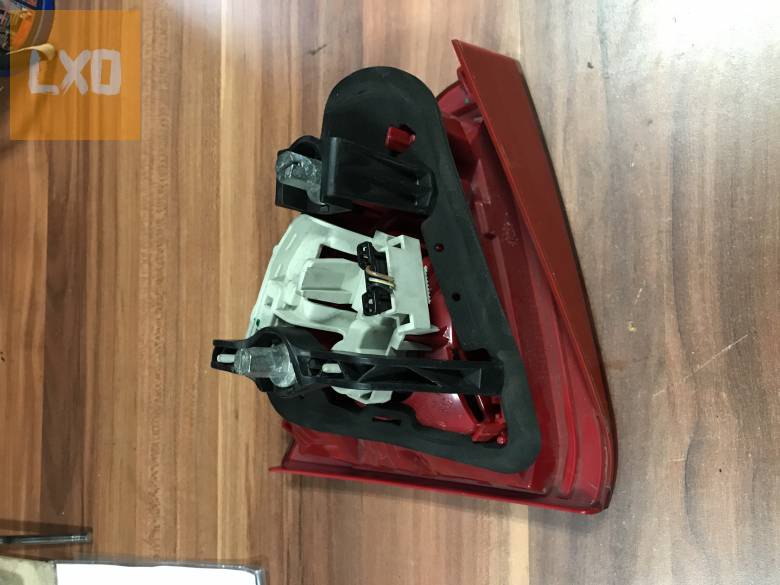 AUDI A5 8T Coupe - jobb hátsó belső lámpa  8T0 945 094 apróhirdetés