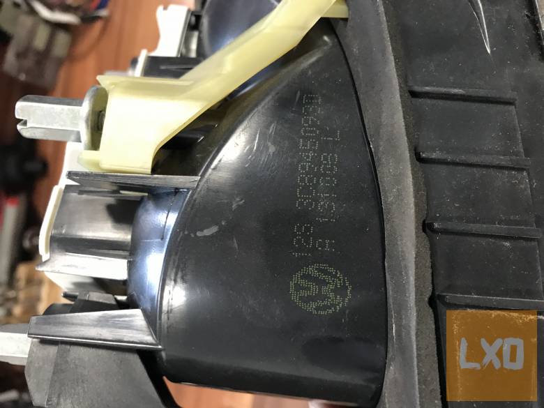 VW PASSAT CC -  bal hátsó belső lámpa  3C8 945 093 D apróhirdetés