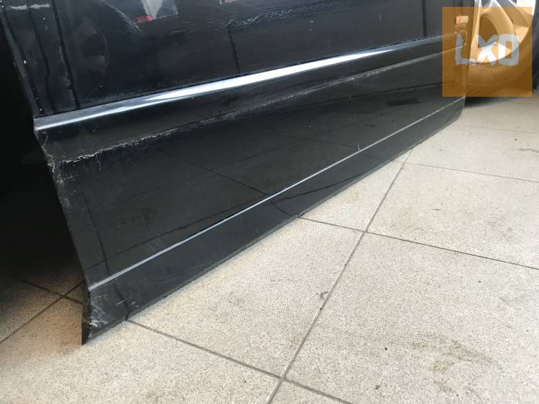 AUDI A4 B7 - jobb első ajtó apróhirdetés